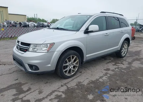 2014 Dodge Journey Sxt z USA, uszkodzony, nr VIN 3C4PDCBB5ET303577